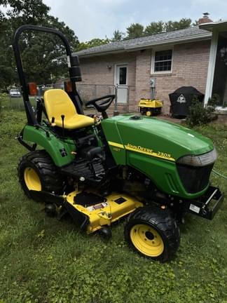 Image of John Deere 2305 Primary image
