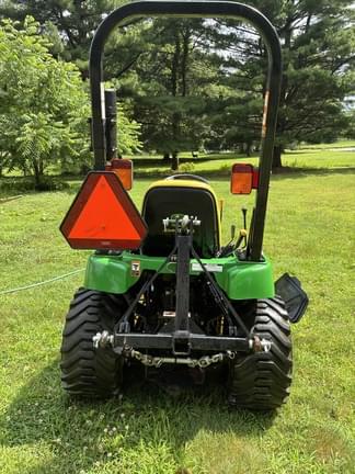 Image of John Deere 2305 equipment image 2