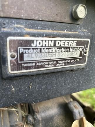 Image of John Deere 2305 equipment image 4