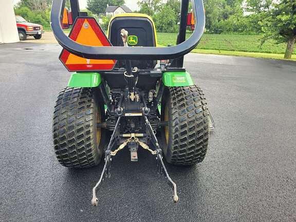 Image of John Deere 2320 equipment image 2