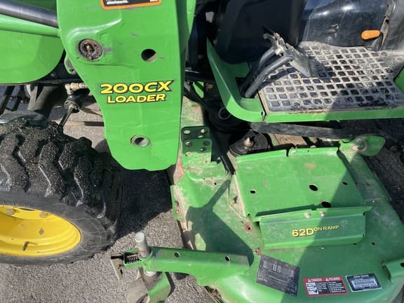 Image of John Deere 2520 equipment image 2