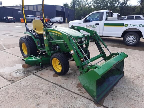 Main image John Deere 2520