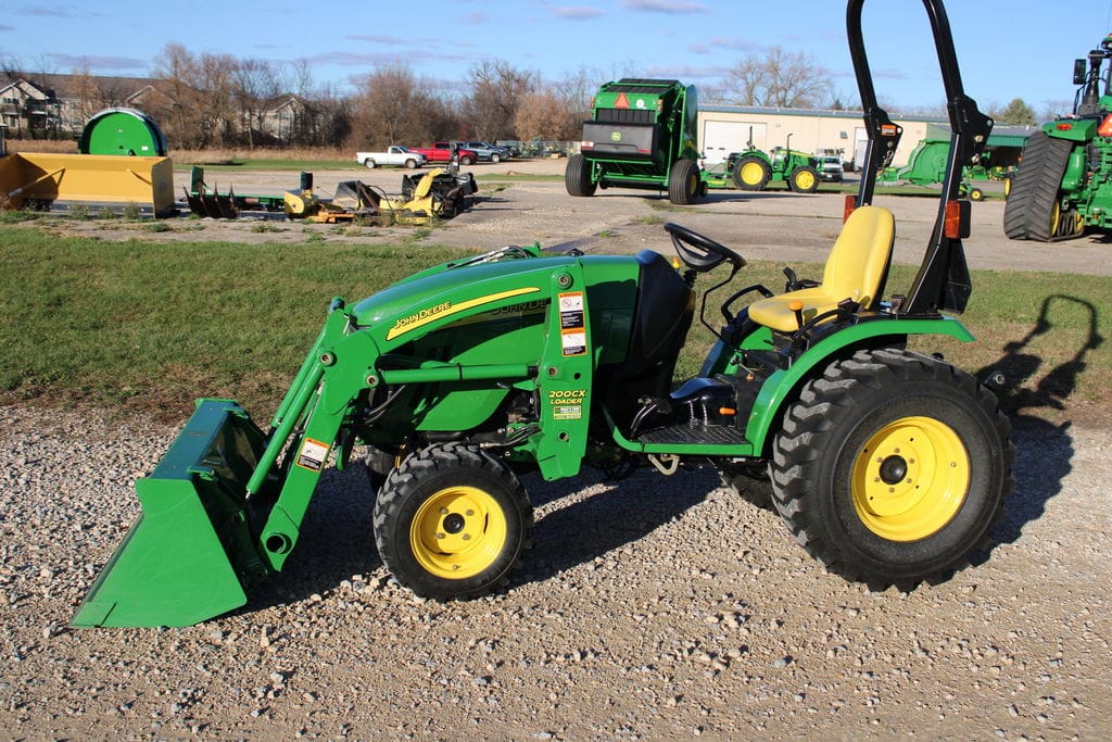 2006 John Deere 2520 Equipment Image0