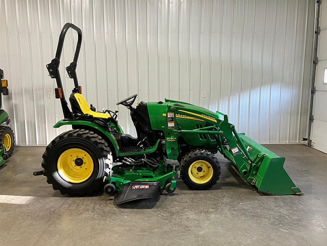 Image of John Deere 2520 Primary Image