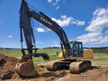 Main image John Deere 270D