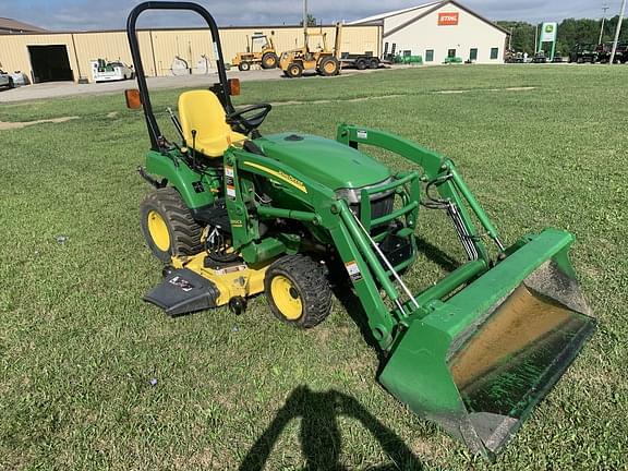 Image of John Deere 2305 Primary image