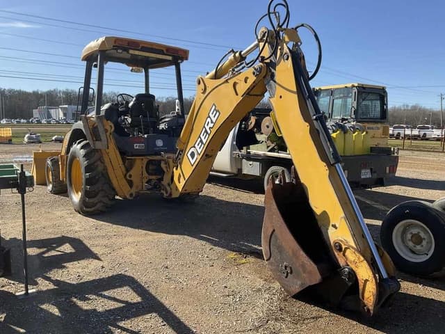 Image of John Deere 310G equipment image 4