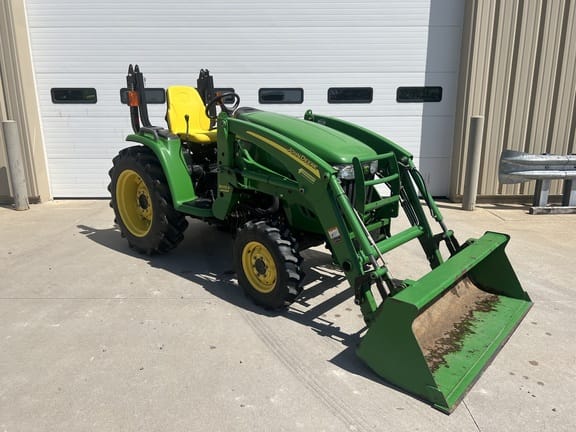 Main image John Deere 3120
