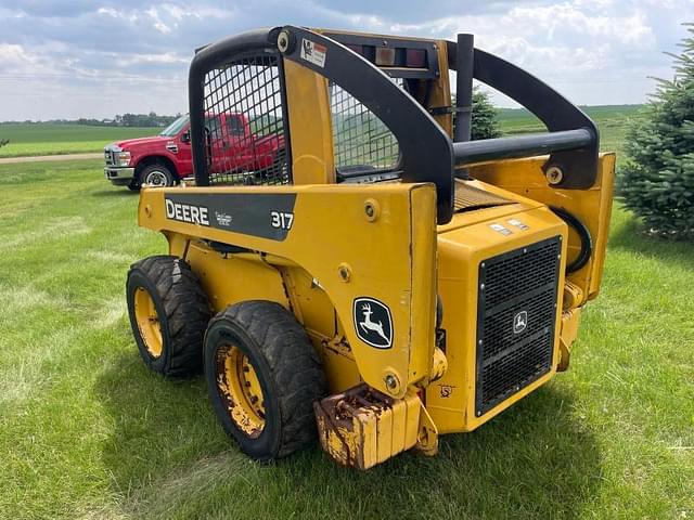 Image of John Deere 317 equipment image 3