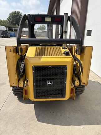 Image of John Deere 320 equipment image 2