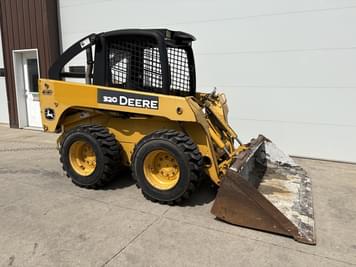 Main image John Deere 320