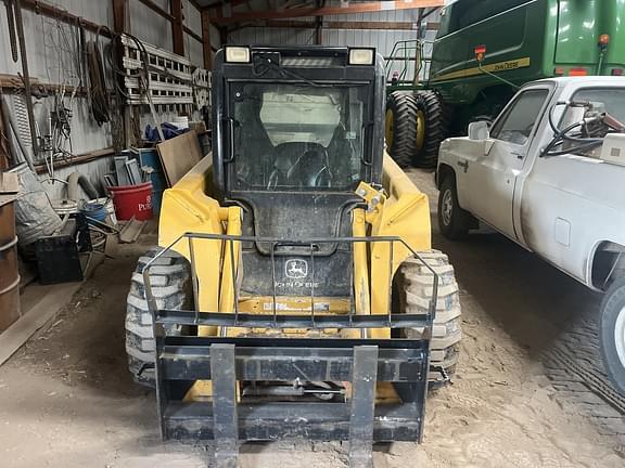 Image of John Deere 320 equipment image 1