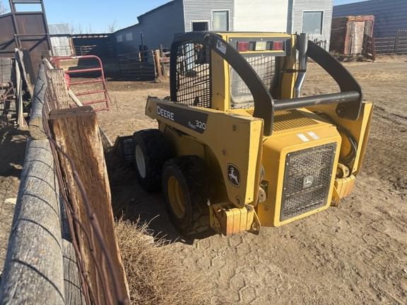 Image of John Deere 320 equipment image 2
