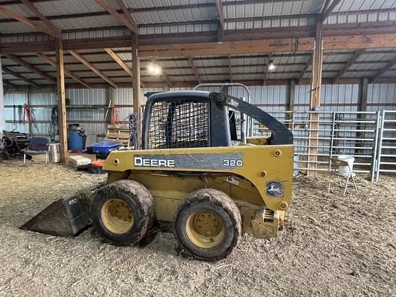 Image of John Deere 320 Primary image