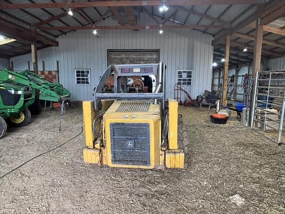 Image of John Deere 320 equipment image 2