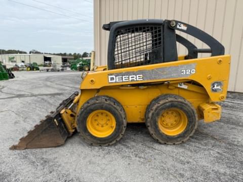 Image of John Deere 320 equipment image 1
