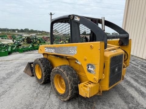 Image of John Deere 320 equipment image 2