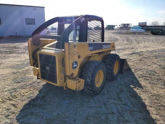 Image of John Deere 320 equipment image 3