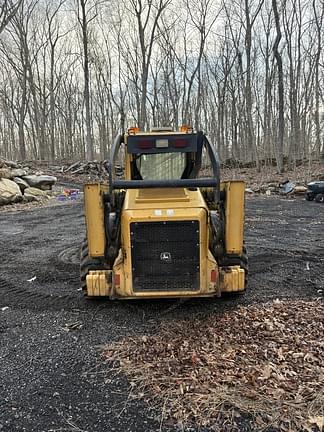 Image of John Deere 332 equipment image 3