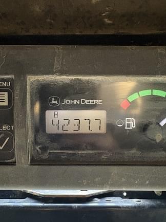 Image of John Deere 332 equipment image 4