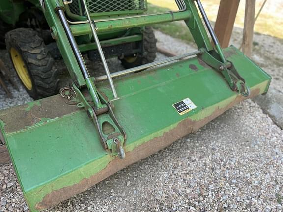 Image of John Deere 3320 equipment image 3