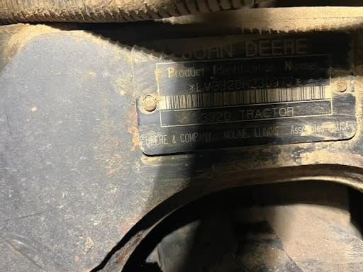 Image of John Deere 3320 equipment image 1