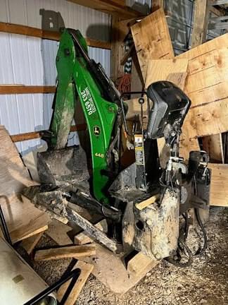 Image of John Deere 3320 equipment image 3
