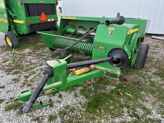 Image of John Deere 348 equipment image 2