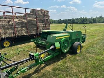 Main image John Deere 348