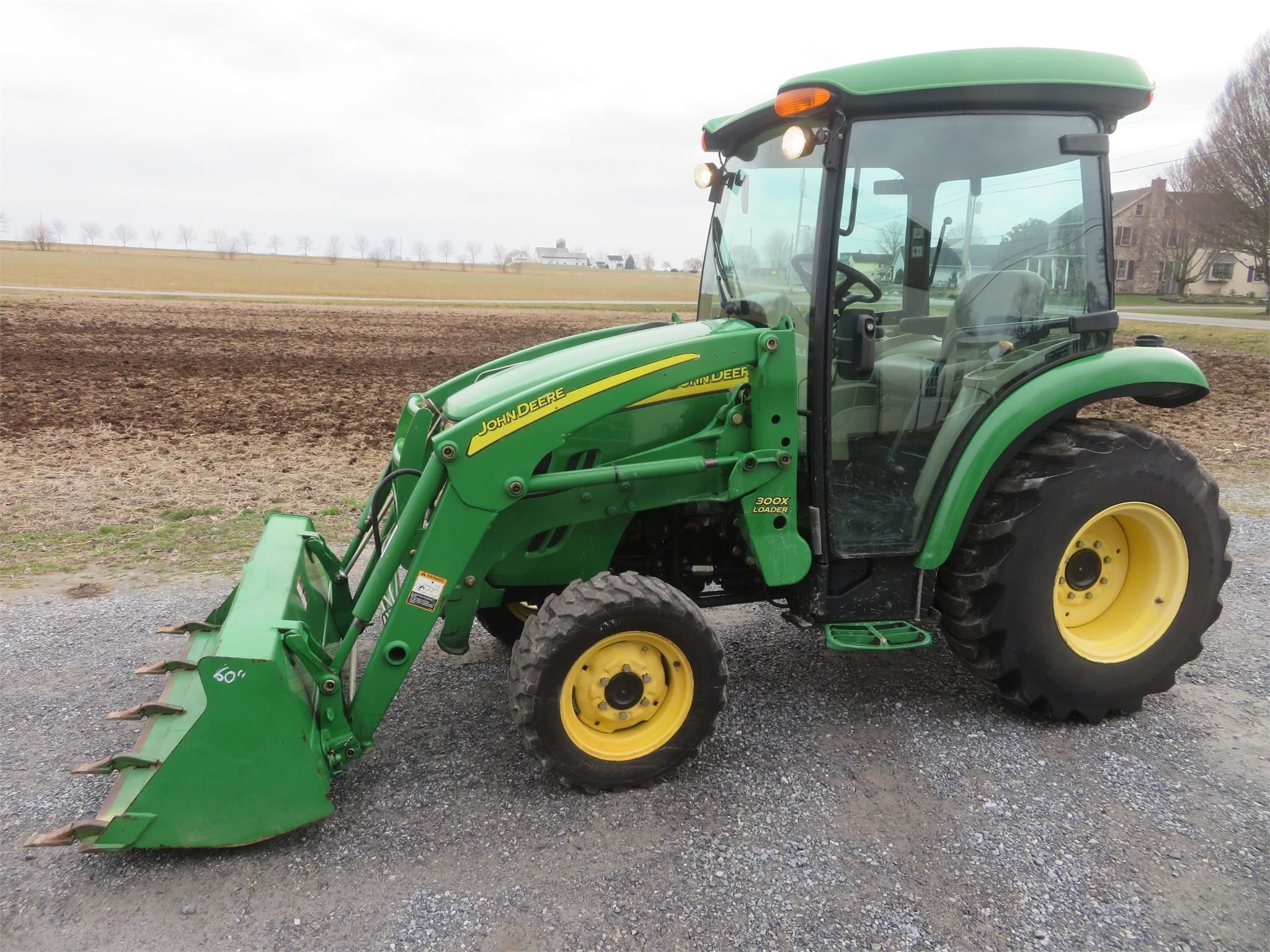 2006 John Deere 3520 Equipment Image0