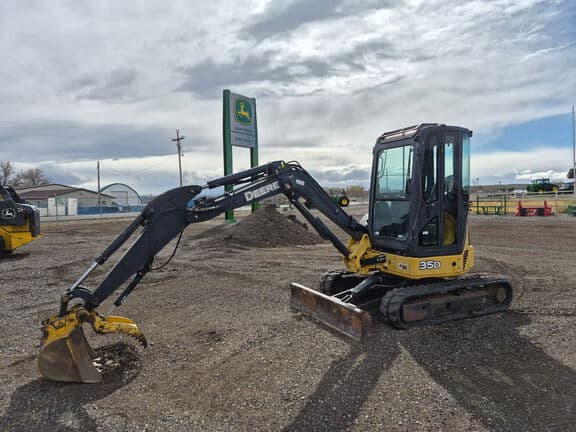 Image of John Deere 35D equipment image 1
