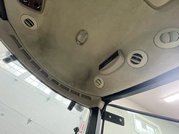 Image of John Deere 3720 equipment image 1