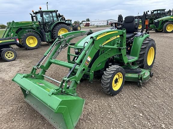 Image of John Deere 3720 equipment image 1