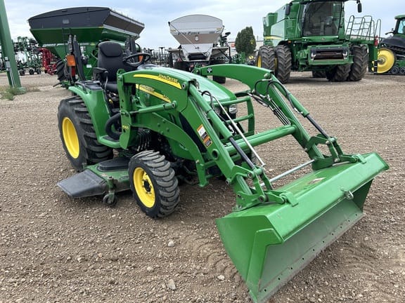 Main image John Deere 3720