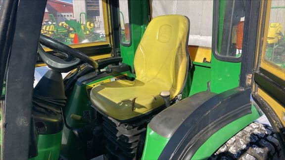 Image of John Deere 3720 equipment image 4