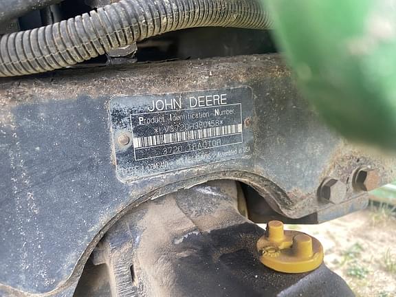 Image of John Deere 3720 Primary image