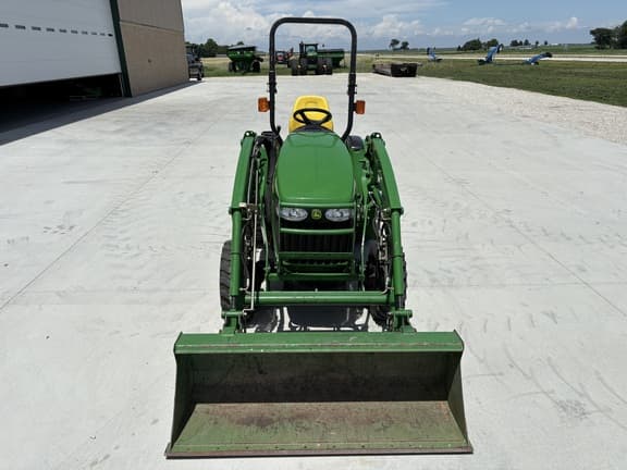 Image of John Deere 3720 equipment image 1
