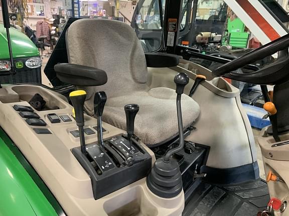 Thumbnail image John Deere 3720 15