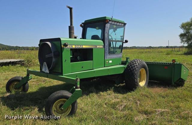 Image of John Deere 3830 equipment image 4