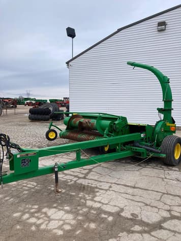Main image John Deere 3975