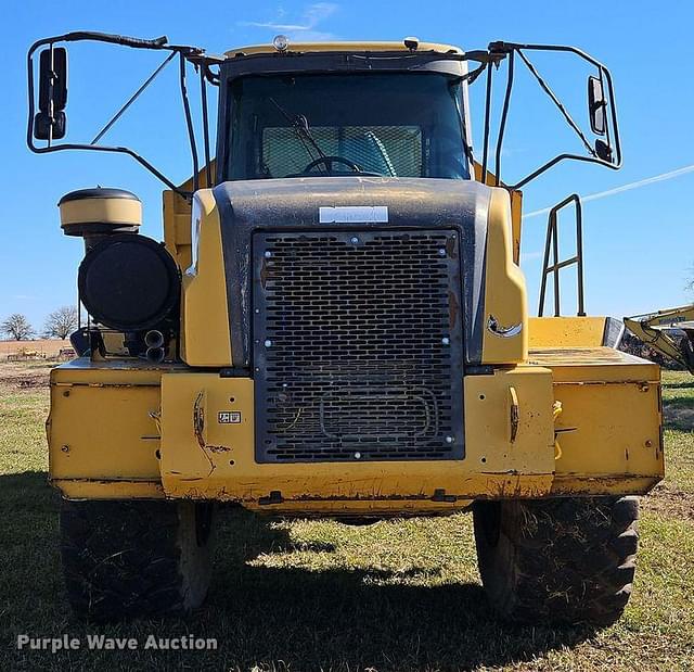 Image of John Deere 400D equipment image 1