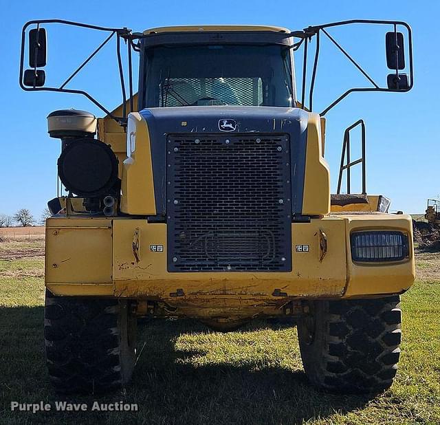 Image of John Deere 400D equipment image 1