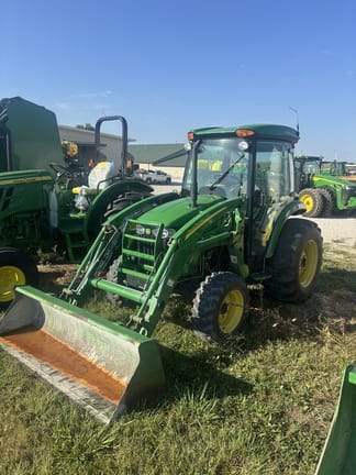 2006 John Deere 4320 Image