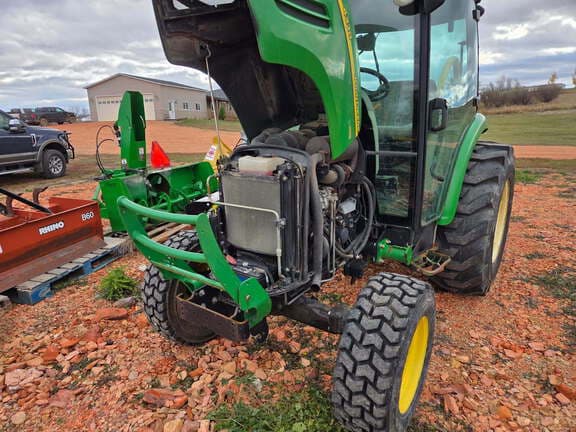 Image of John Deere 4320 equipment image 3