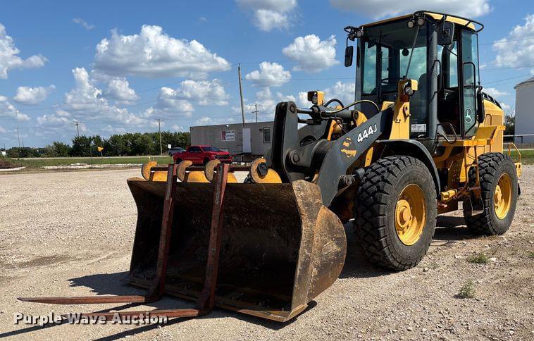 Image of John Deere 444J Primary image