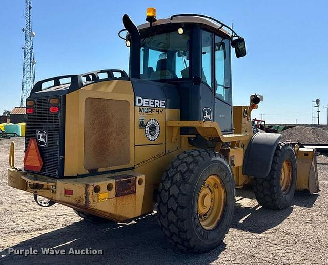 Image of John Deere 444J equipment image 4