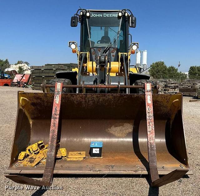 Image of John Deere 444J equipment image 1