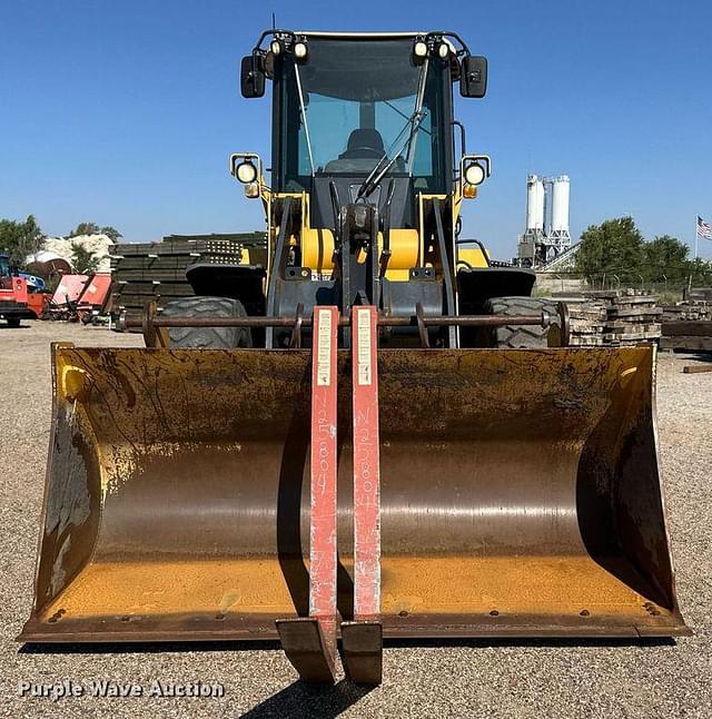 Image of John Deere 444J equipment image 1