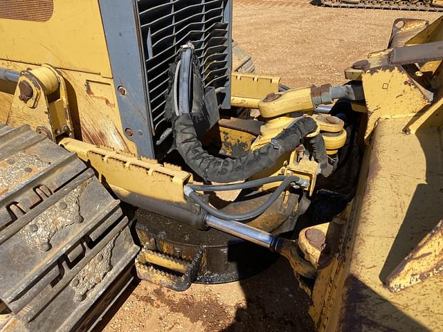 Image of John Deere 450J LT equipment image 4