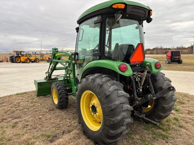 Image of John Deere 4520 equipment image 4